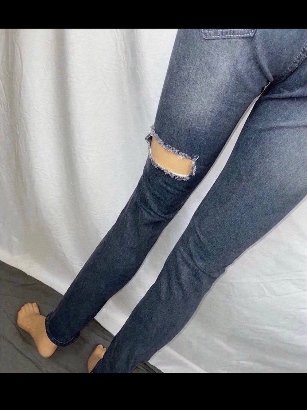 Jeans - Picture 4 of 12